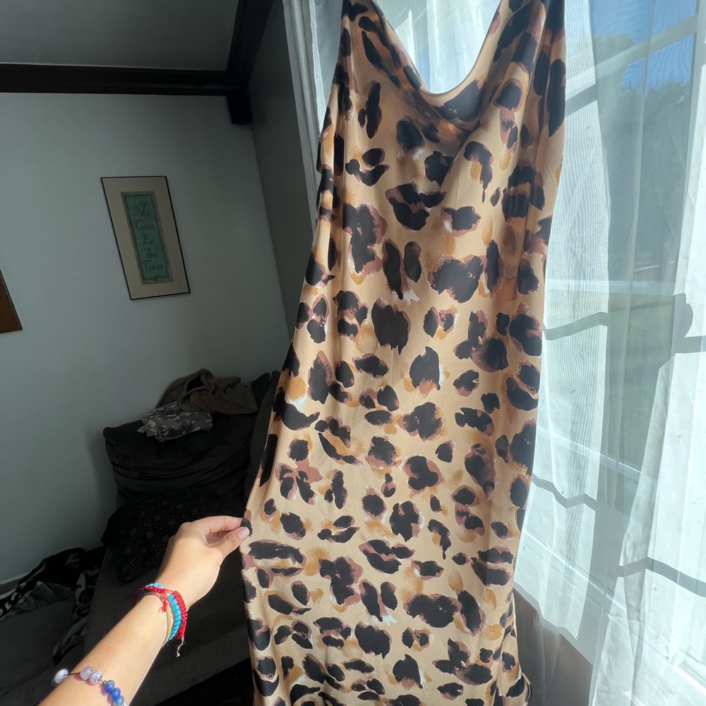 Forever 21 Satin Cheetah Dress Large